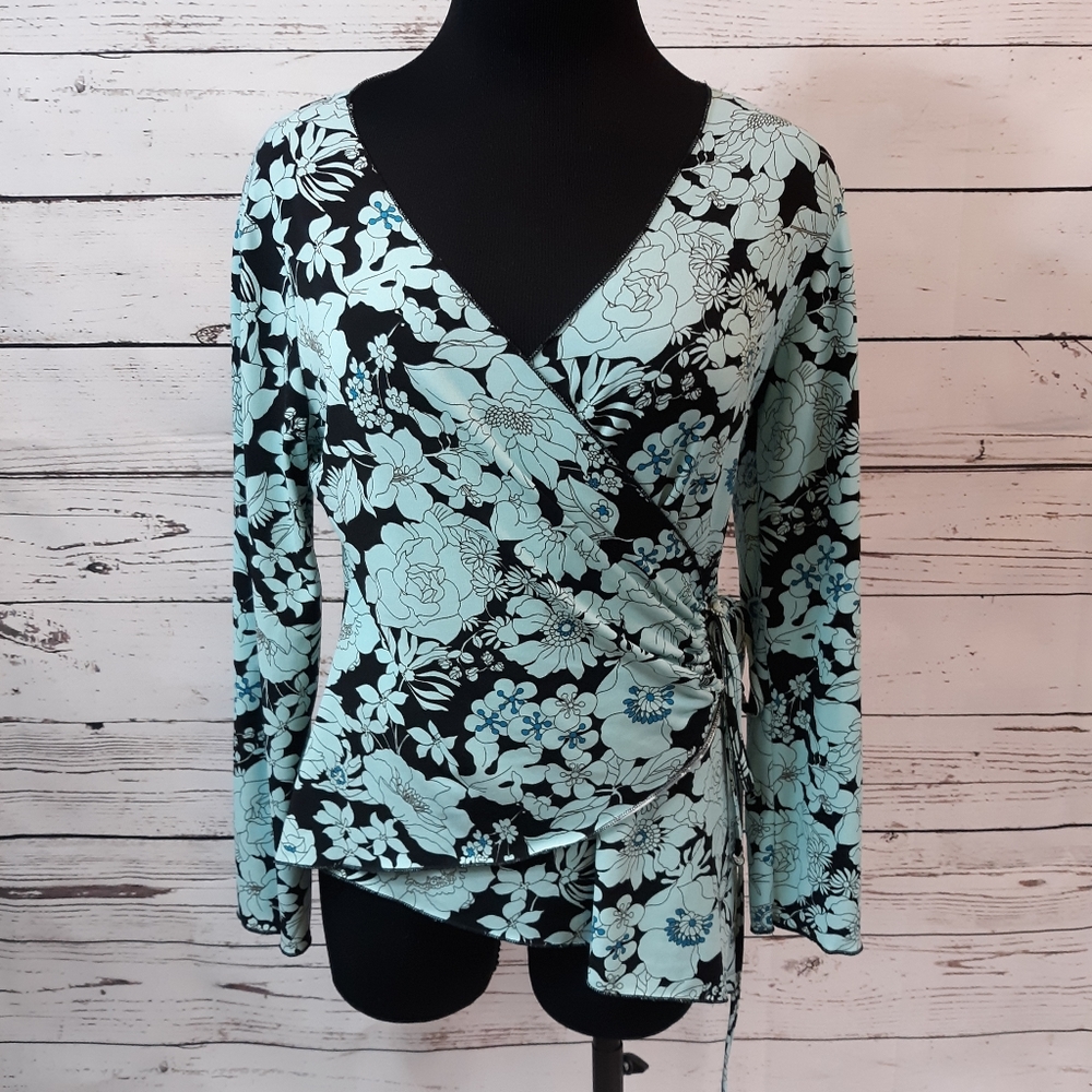 Jaiper wrap around blouse , Large